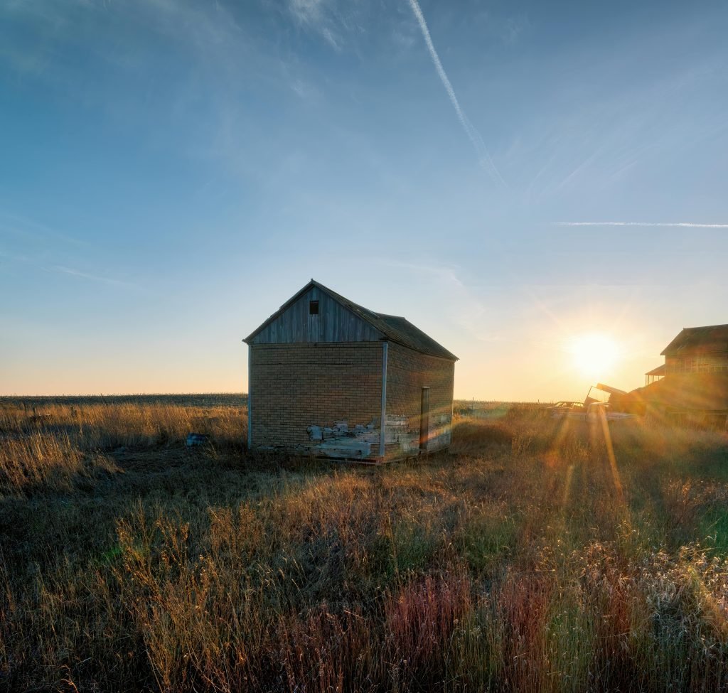 whats the process for building a small garden shed